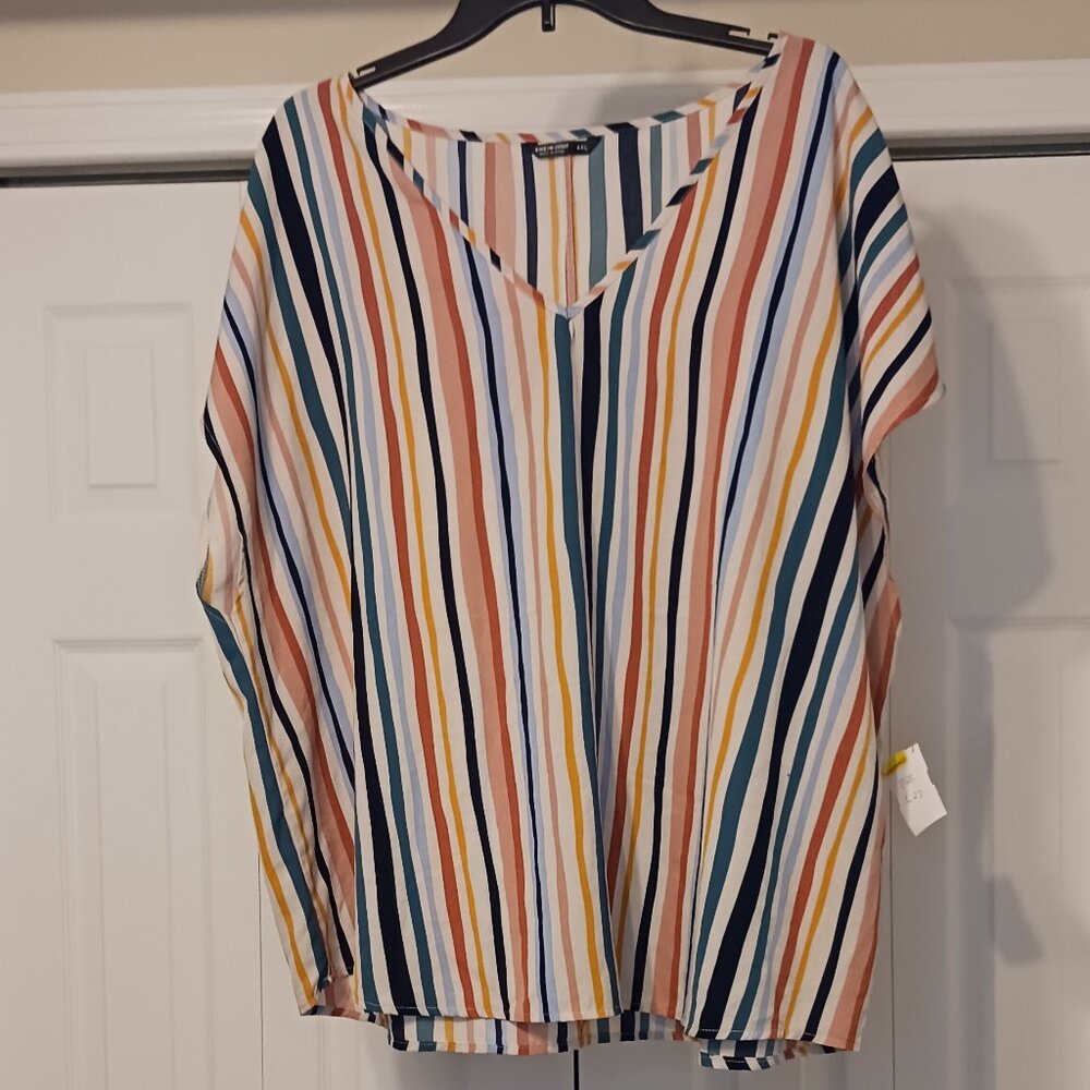 #181 3/$18 - Shein White/Orange Sleeveless Top Size 4XL